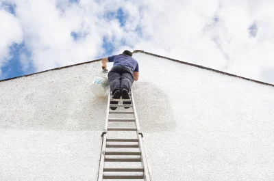 Peinture extérieure à la Mouche — façades et ravalement
